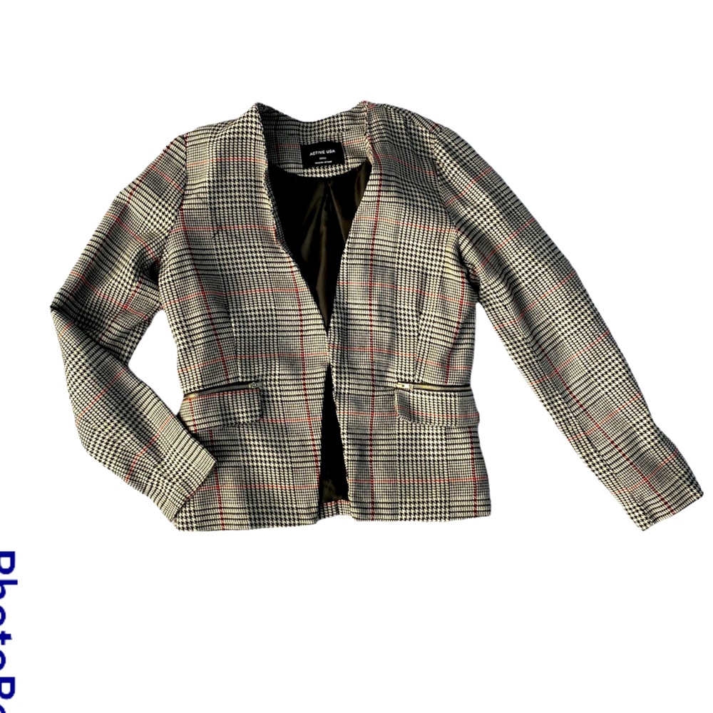 Black, white, and red print blazer size Small